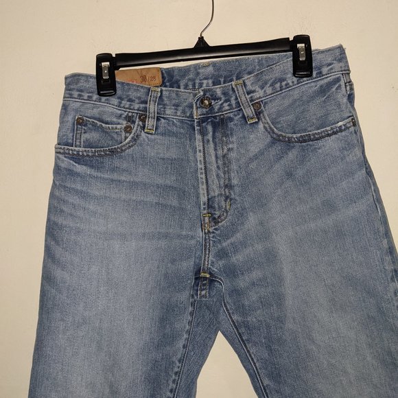 Gap Standard Fit Denim Jeans Medium Wash Size 30x28 - Picture 3 of 11